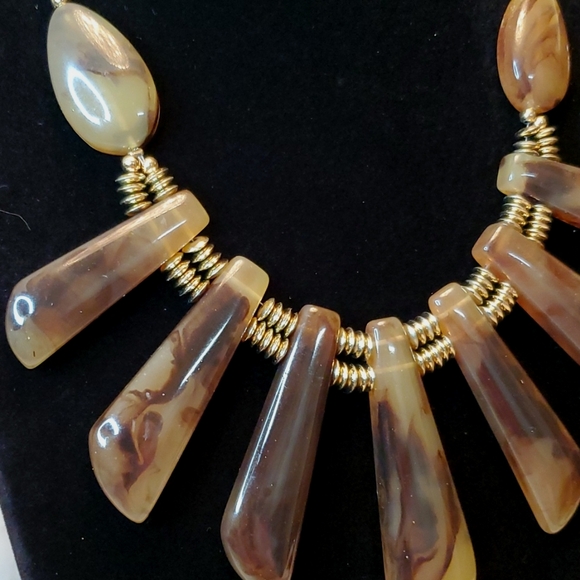 🐅CHUNKY TRIBAL GOLDEN FAUX TIGER'S EYE STATEMENT BIB NECKACE🐅 - Picture 3 of 6